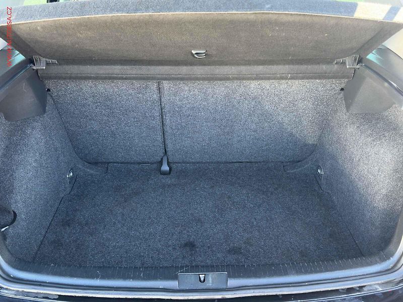 Volkswagen Golf (2008) 1.4TSI, autoAC, temp - fotka 7 z 21