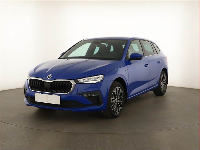 Škoda Scala (2024) Drive 1.0 TSI - fotka 2 z 15