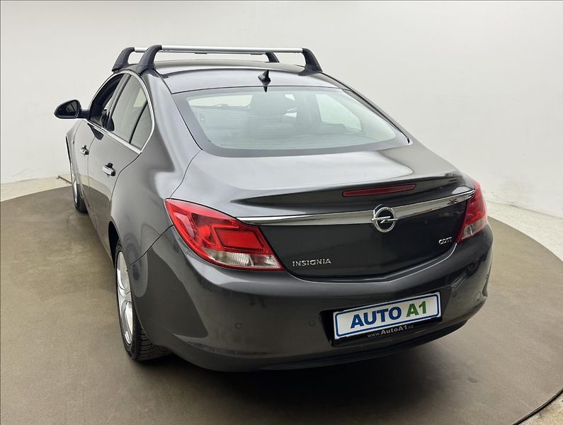 Opel Insignia 2,0 CDTi LED VÝHŘEV 2XKOLA ČR - fotka 6 z 33