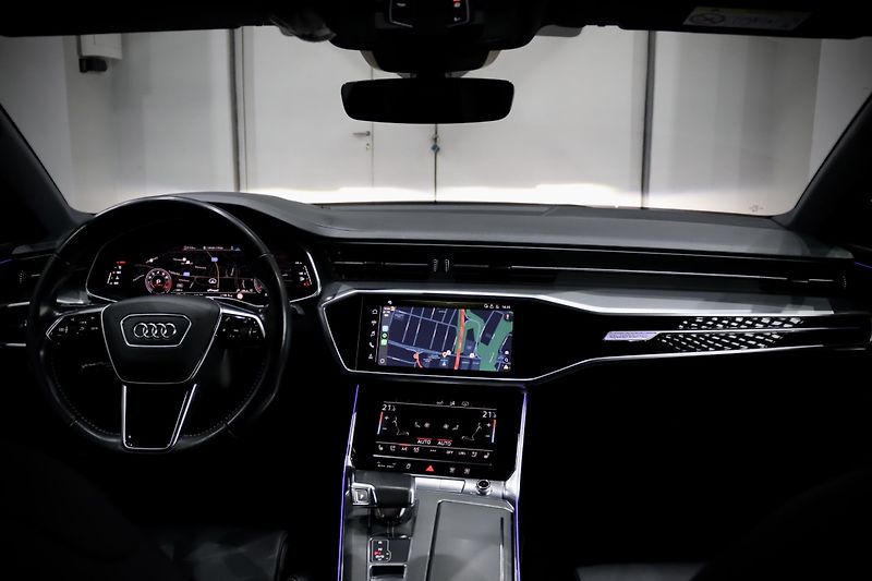 Audi A7 55 TFSI 3.0 V6 quattro S line - fotka 24 z 60