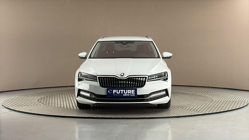 Škoda Superb 2.0 TDI DSG 4x4 L&K Combi - fotka 3 z 33