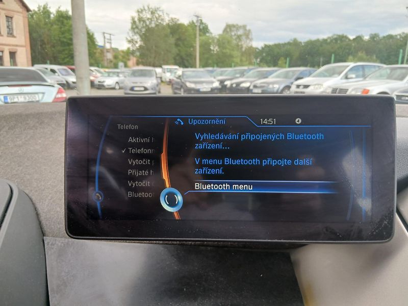 BMW i3 125 kW, 86tis km - fotka 32 z 47