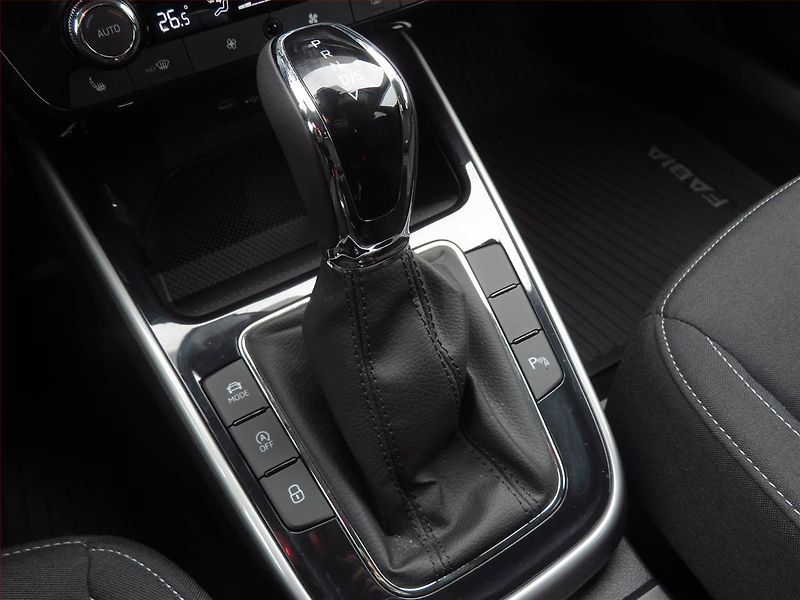 Škoda Fabia (2025) Top Selection 1.0 TSI - fotka 13 z 18