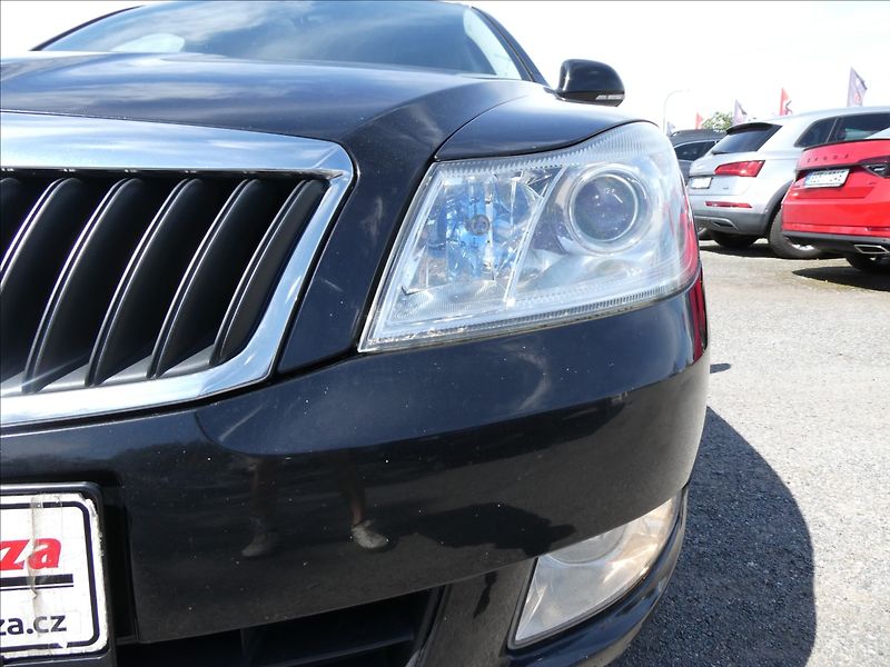 Škoda Octavia 1,4 TSi 90kW po servise, závěs - fotka 4 z 45