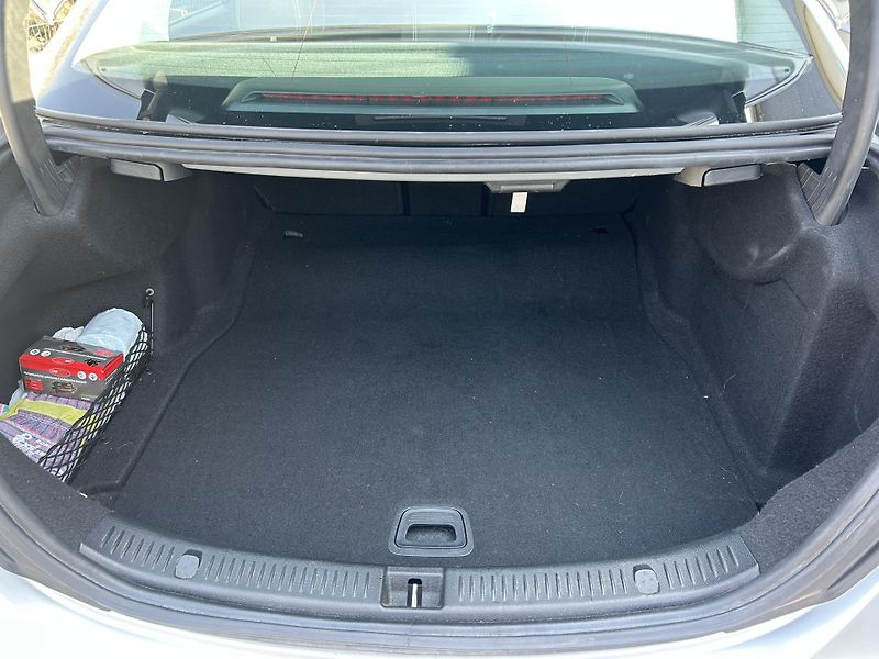 Mercedes-Benz Třídy E E 350d 190kW nové v ČR 58639km - fotka 47 z 61