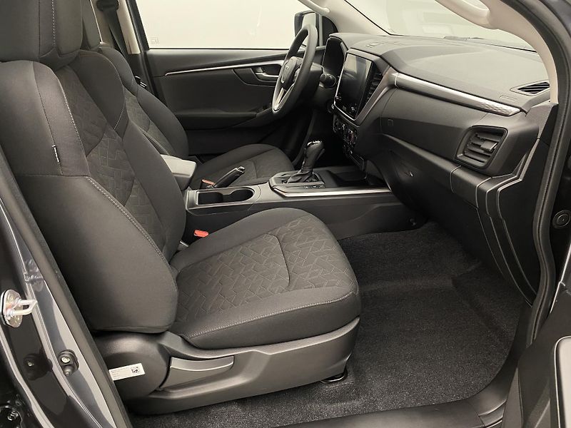 Isuzu D-Max (2026) Double Cab 1,9l LS 4x4 AUT - fotka 16 z 35