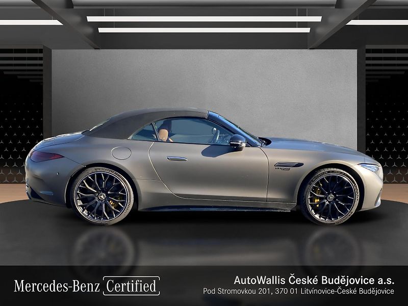 Mercedes-Benz SL AMG SL 63 4MATIC+ - fotka 6 z 24