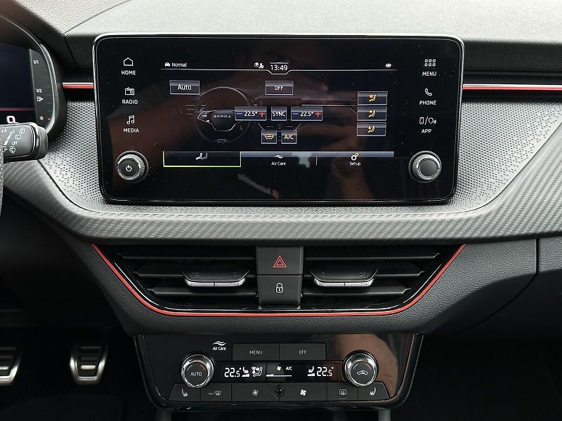 Škoda Kamiq 1.0TSi Monte Carlo 116PS Matri - fotka 25 z 44