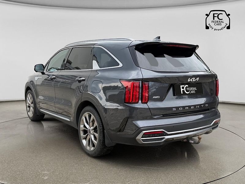 Kia Sorento 2.2 CRDi SCR 4x4 8DCT Top - fotka 3 z 42