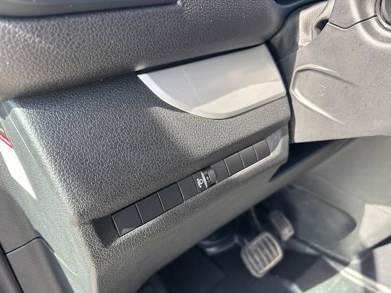 Toyota ProAce Verso 2,0 D-4D L2 Family AT - fotka 13 z 25