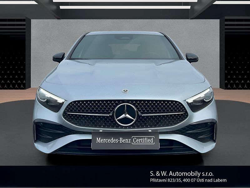 Mercedes-Benz Třídy A A 200d AMG line - fotka 2 z 29