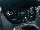 Ford Kuga 2.0TDCi 4x4 MAN TAŽNÉ SERVISKA - náhled 41