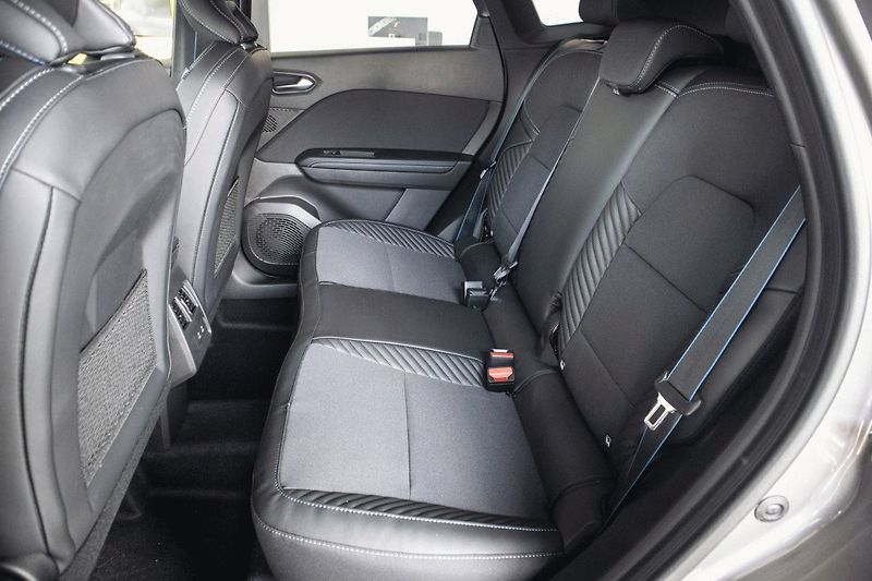 Renault Symbioz (2026) Esprit Alpine E-Tech 160 fullh - fotka 15 z 50