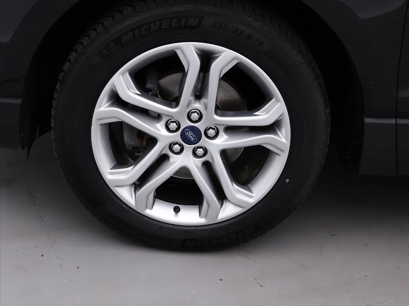 Ford Edge 2,0 TDCI 132kW AWD DPH - fotka 25 z 32