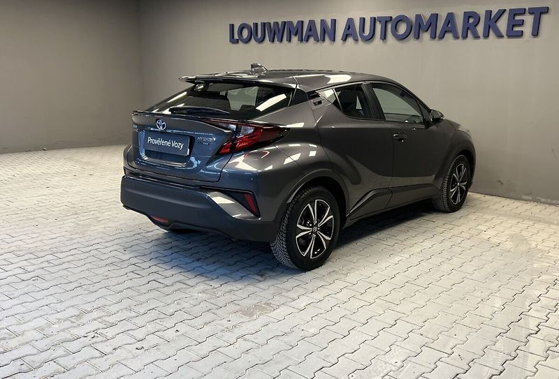 Toyota C-HR STYLE - fotka 2 z 16