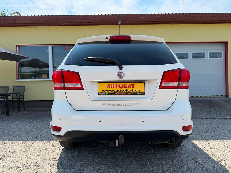 Fiat Freemont 2.0JTD 7-míst/Tempomat/Tažné - fotka 4 z 35