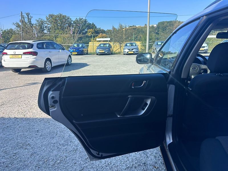 Subaru Outback (2007) 2.5i 4x4/121kW/Serv.Knih/Tažné - fotka 15 z 25