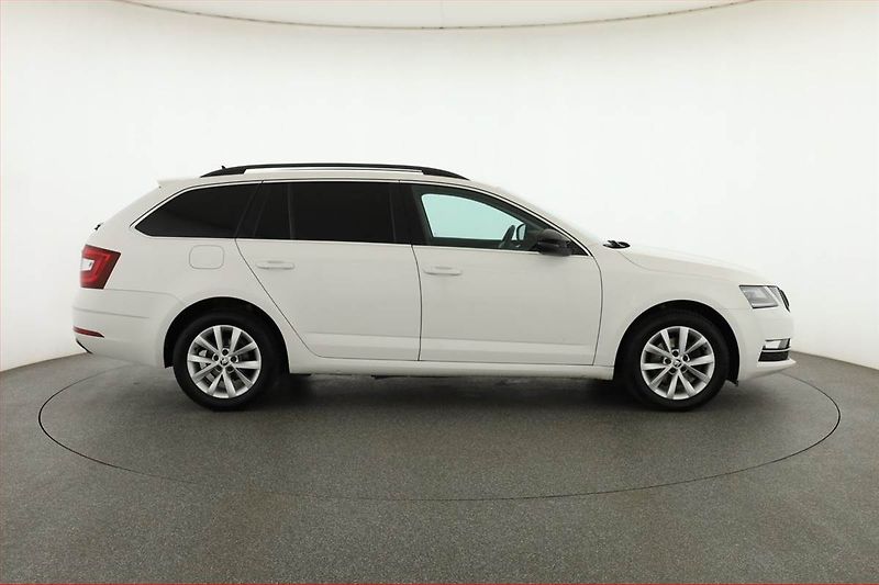 Škoda Octavia (2017) 2.0 TDI, Serv.kniha, Navi - fotka 6 z 20