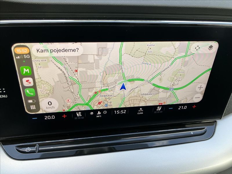 Škoda Octavia 2,0 TAŽNÉ,KŮŽE,MATRIX-BEAM - fotka 33 z 36
