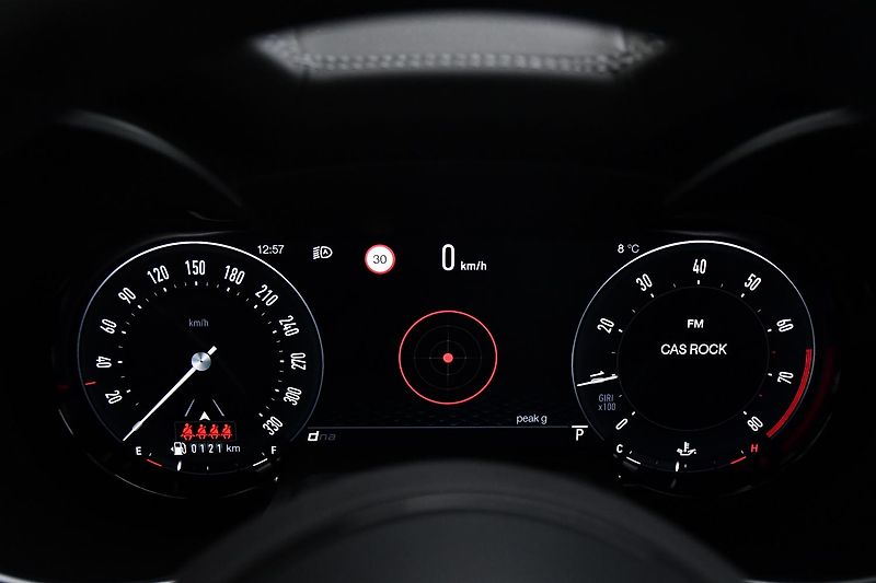 Alfa Romeo Stelvio 2.9V6 Bi-T.382 kW QUADRIFOGLIO - fotka 38 z 46