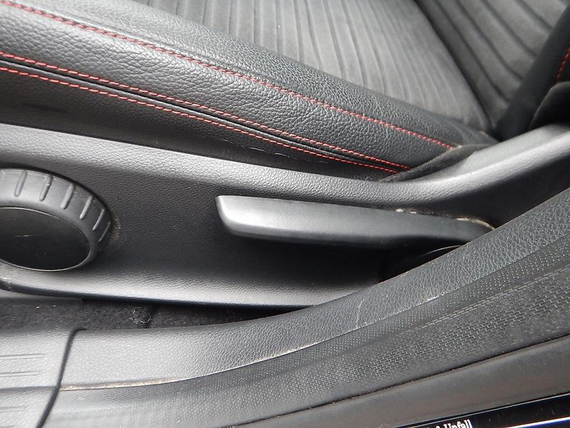 Mercedes-Benz GLA 220 CDI 4MATIC AMG AUTOMAT - fotka 18 z 33