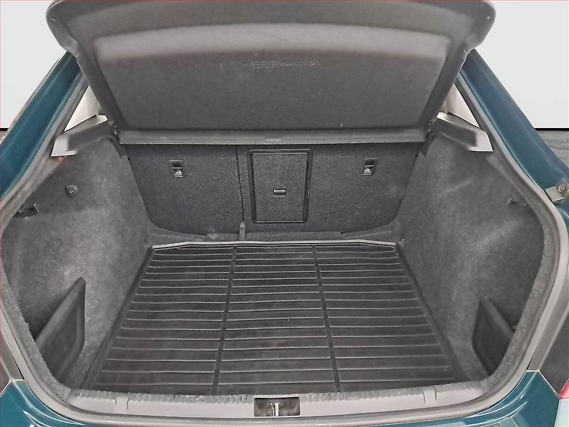 Škoda Rapid (2018) 1.0 TSI, Bi-Xenony, Tempomat - fotka 13 z 19