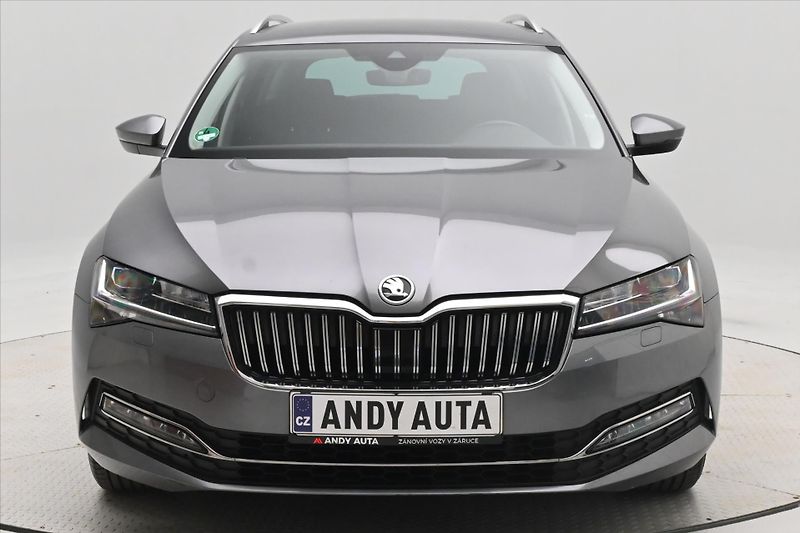 Škoda Superb 2,0 TDI 147 kW DSG Style Záruk - fotka 2 z 32