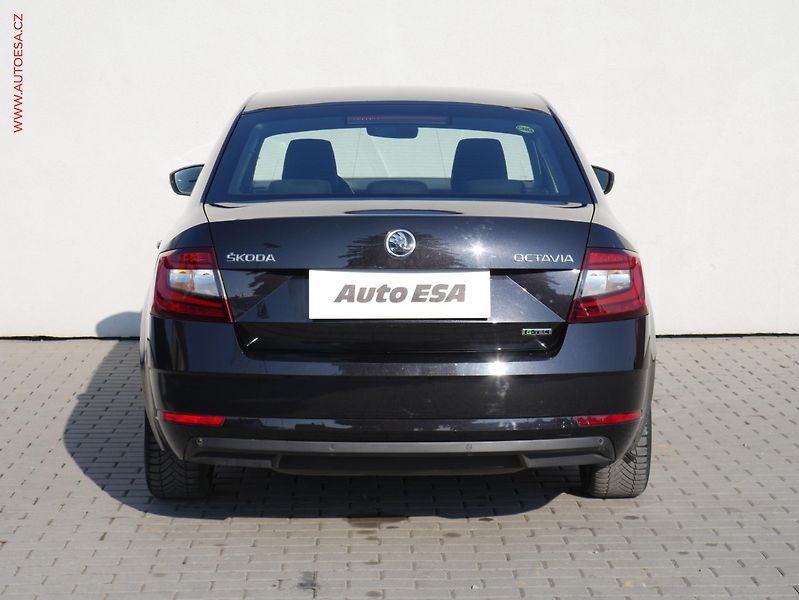 Škoda Octavia (2017) 1.4 G-TEC, ČR, LED, navi, AC - fotka 5 z 17