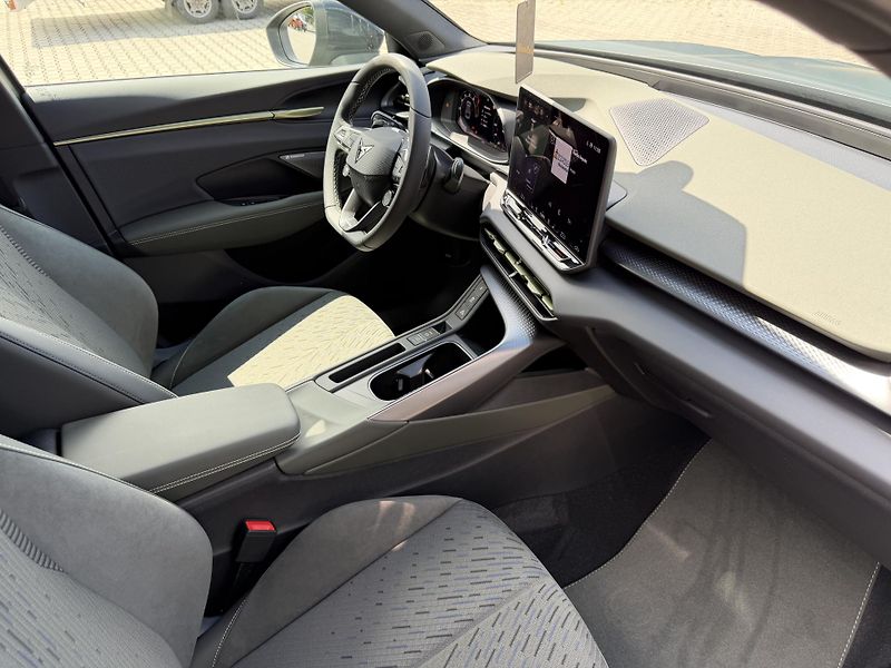 Cupra Terramar (2026) 2.0TSI 150kW 4WD TRIBE NT IMPR - fotka 32 z 49