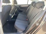 Volkswagen Passat (2012) 1.4 TSi, Trendline, +kola - náhled 10