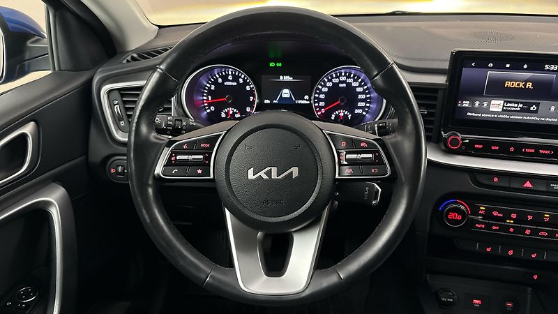 Kia Ceed 1.5 T-GDI Top - fotka 9 z 26