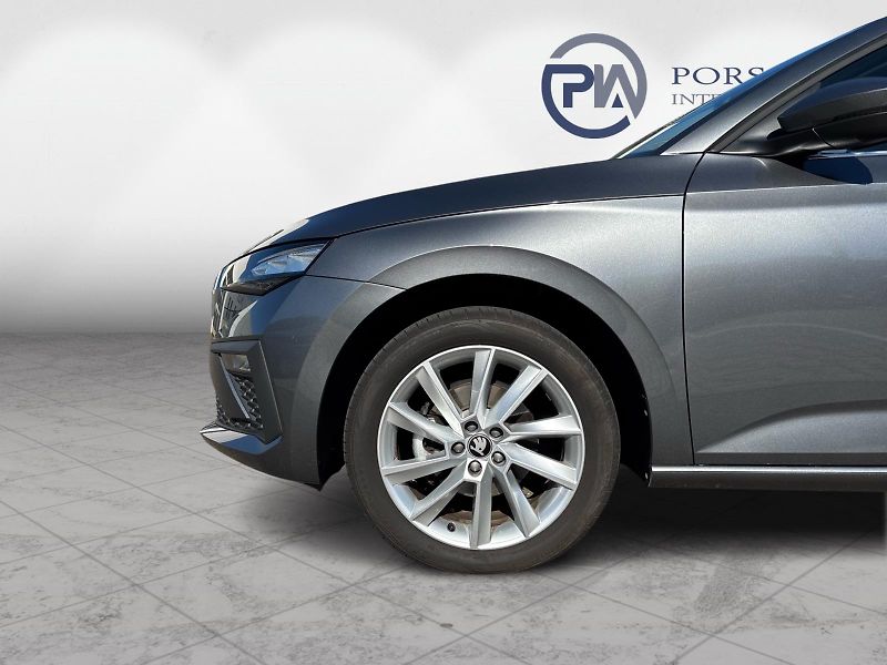 Škoda Scala 1.0 TSI 85 kW TOP SELECTION - fotka 10 z 30