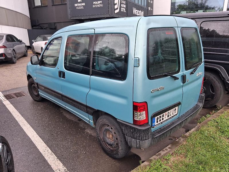 Citroën Berlingo 1,4i, ČR, 1.MAJ - fotka 5 z 9