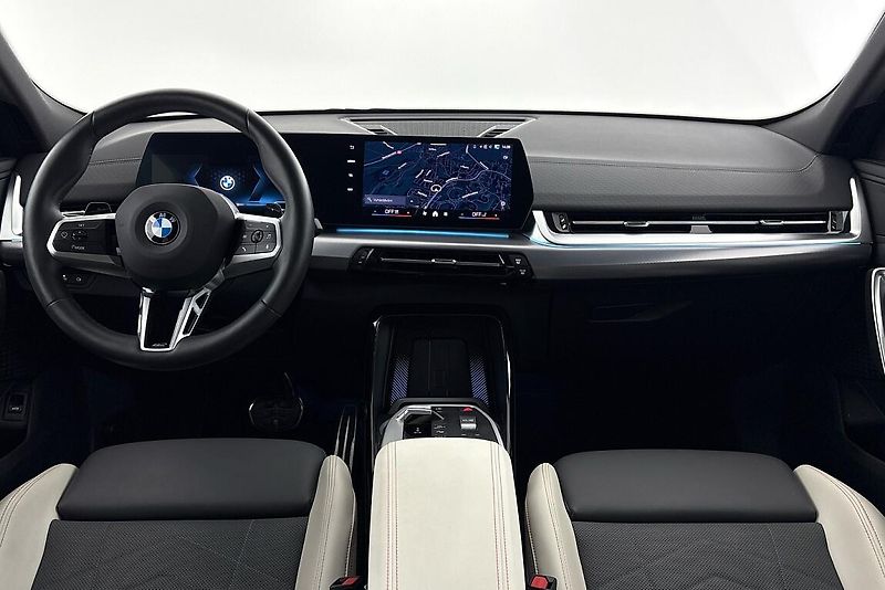 BMW X2 xDrive20d - fotka 15 z 25