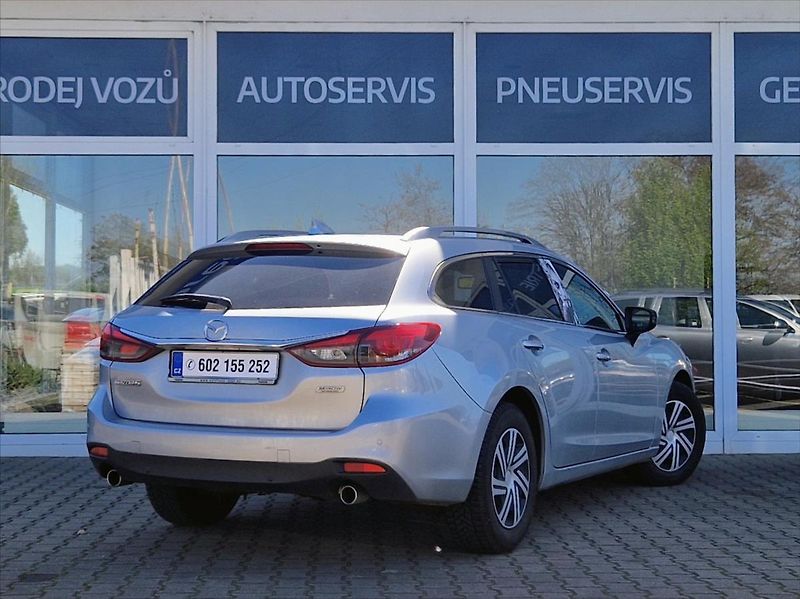 Mazda 6 2,2 Skyactiv-D, HEZKYNAJEZD - fotka 5 z 28