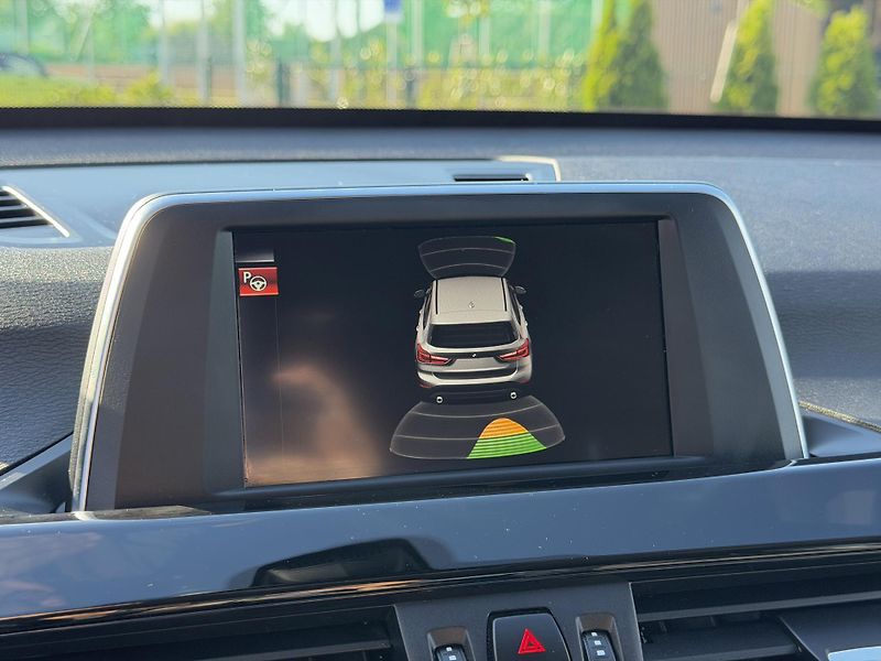 BMW X1 (2016) 110 kW xLine xDrive - fotka 19 z 24