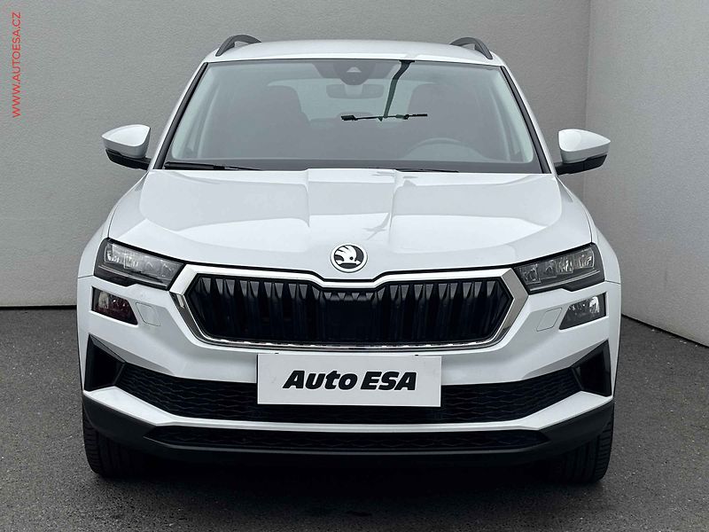 Škoda Karoq (2023) 1.5 TSi, Style, TZ, Webasto - fotka 2 z 18