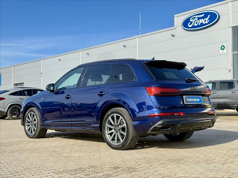 Audi Q7 3,0 TDI 210kW quattro S-line - fotka 3 z 34