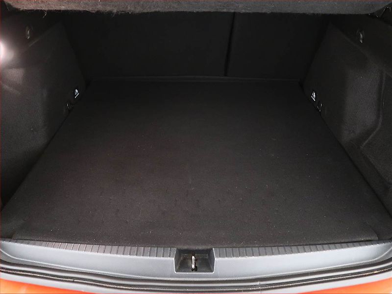 Dacia Duster (2022) 1.3 TCe, 4X4, Navi, Tempomat - fotka 14 z 17