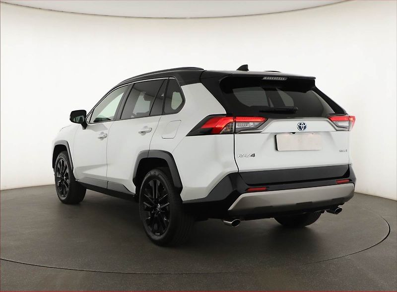 Toyota RAV4 (2023) 2.5 Hybrid - fotka 4 z 20