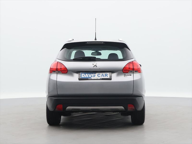 Peugeot 2008 1,2 VTi 60kW AT,Navi - fotka 6 z 32