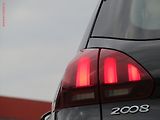 Peugeot 2008 (2017) 1.2PT, ČR, Active - náhled 26