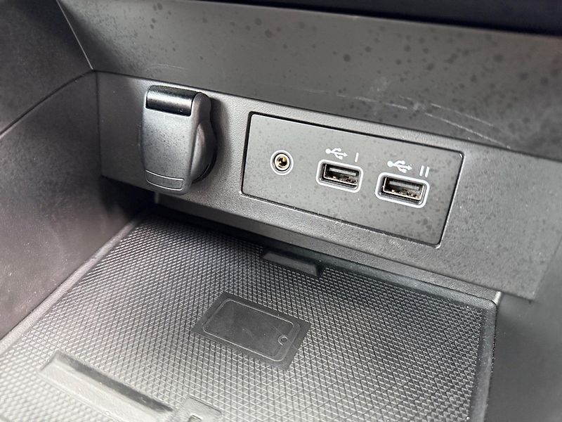 Renault Clio 1,0 ECO-G 100 Techno - fotka 24 z 24