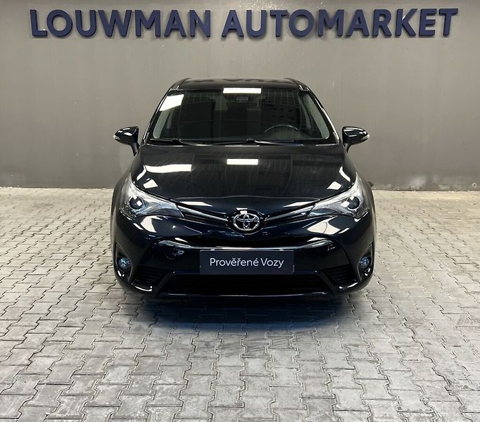 Toyota Avensis 2.0 D-4D ACTIVE TREND - fotka 4 z 16