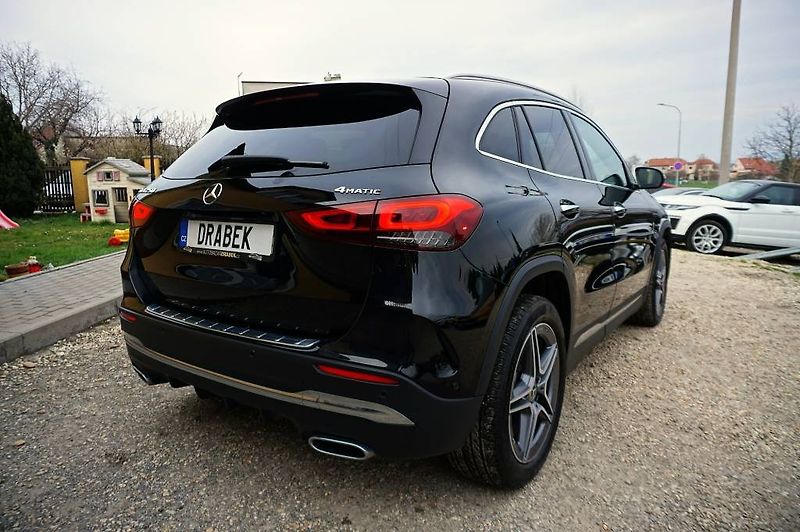 Mercedes-Benz GLA (2023) 4 MATIC 250 165 kW - fotka 4 z 54