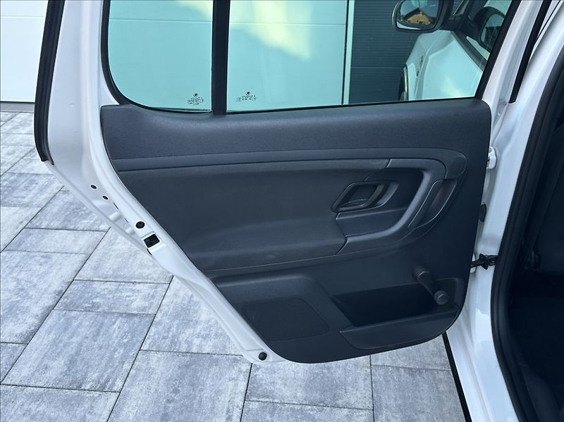 Škoda Fabia 1,2 TSI 105PS  Monte Carlo - fotka 15 z 47