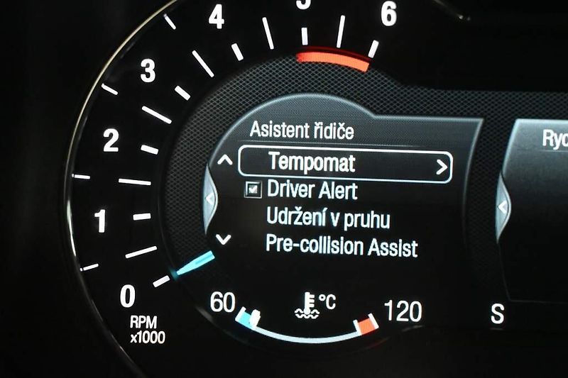 Ford Mondeo (2022) 2.0 LED SONY ACC Tažné Kamera - fotka 24 z 38