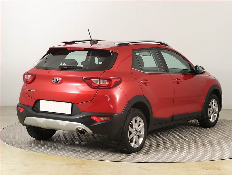 Kia Stonic (2018) Exclusive 1.25 CVVT, Tempomat - fotka 5 z 19