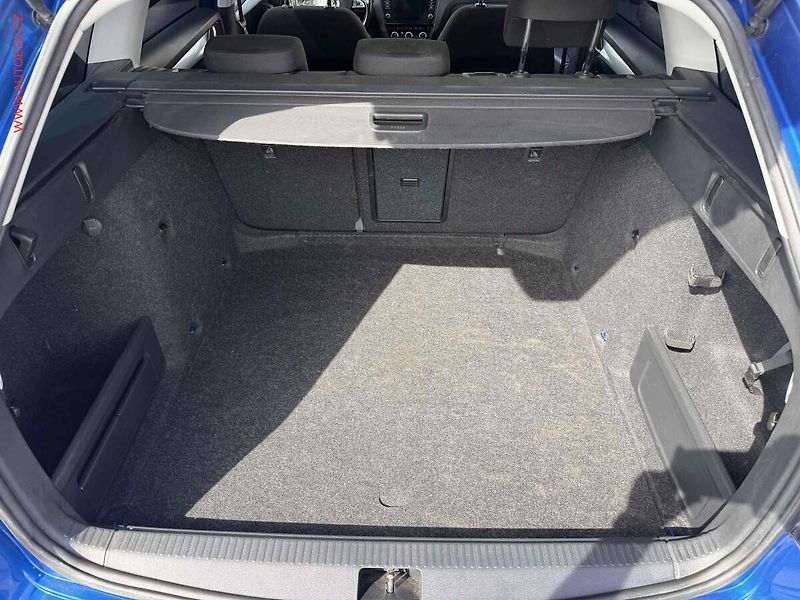 Škoda Octavia (2019) 1.6 TDi, ČR, Ambition, DSG - fotka 7 z 18