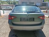 Škoda Superb 2,0 TDi  Ambition - náhled 9